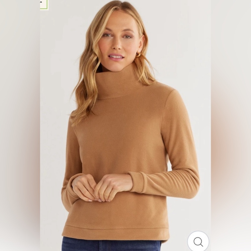 Dudley Stephen’s park slope fleece turtle neck size small